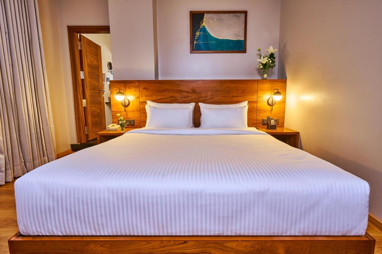 Visthara Hotel 벵갈루루 외부 사진